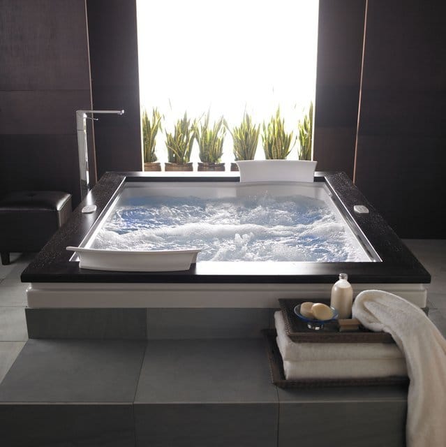 7 Of The Coolest Bathtubs Known To Mankind