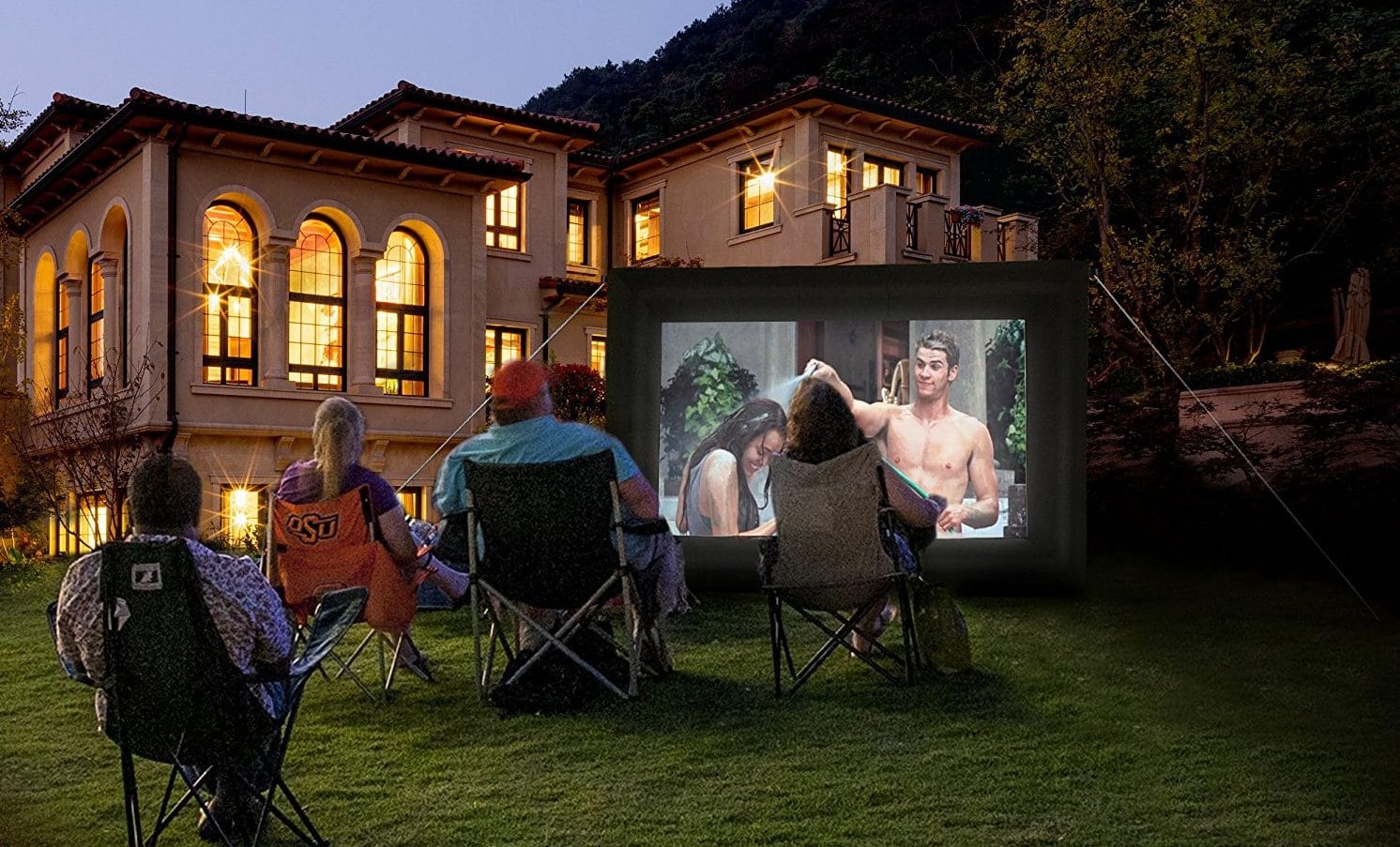 Best Inflatable Movie Screens For The Outdoors