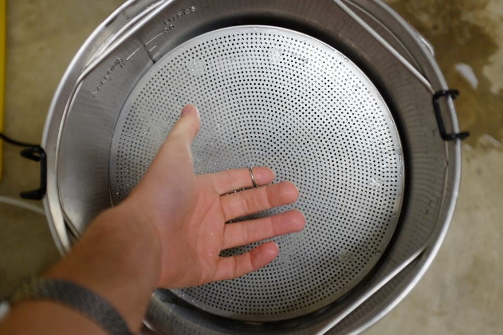 Inserting Robobrew false floor