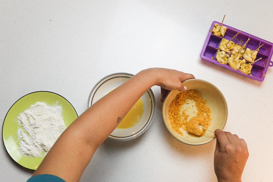 Deep Fried Macaroni And Cheese Bites