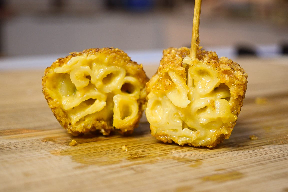 Deep Fried Macaroni And Cheese Bites